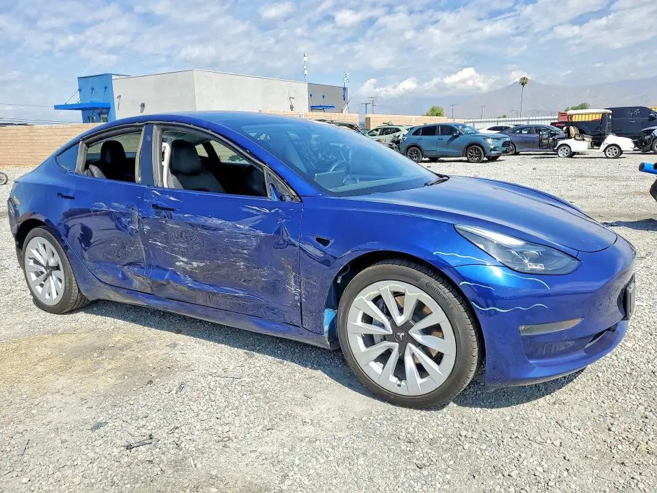 2022 TESLA MODEL 3   
