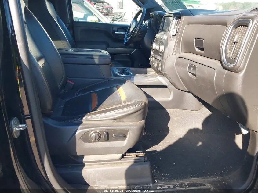 2019 GMC SIERRA 1500 AT4