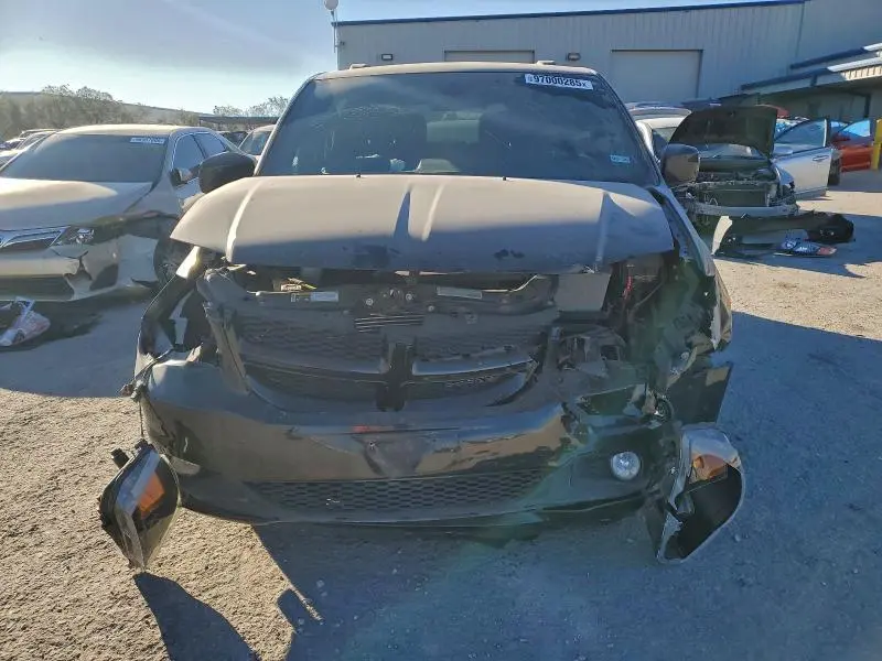 2020 DODGE GRAND CARAVAN SE  