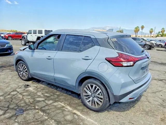 2021 NISSAN KICKS SV  