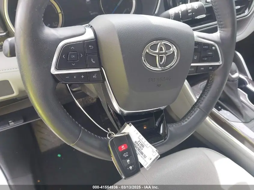 2021 TOYOTA HIGHLANDER HYBRID LIMITED