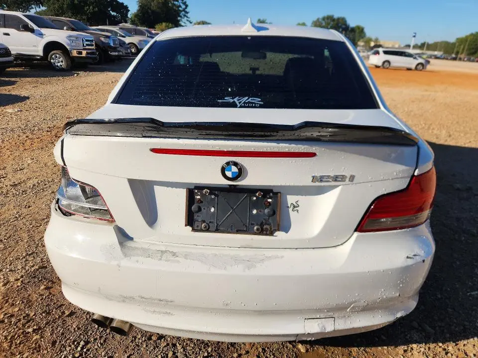 2010 BMW 128 I  