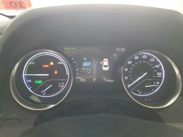 2020 TOYOTA CAMRY XLE  