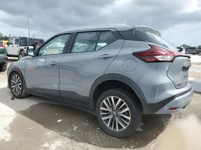 2021 NISSAN KICKS SV  