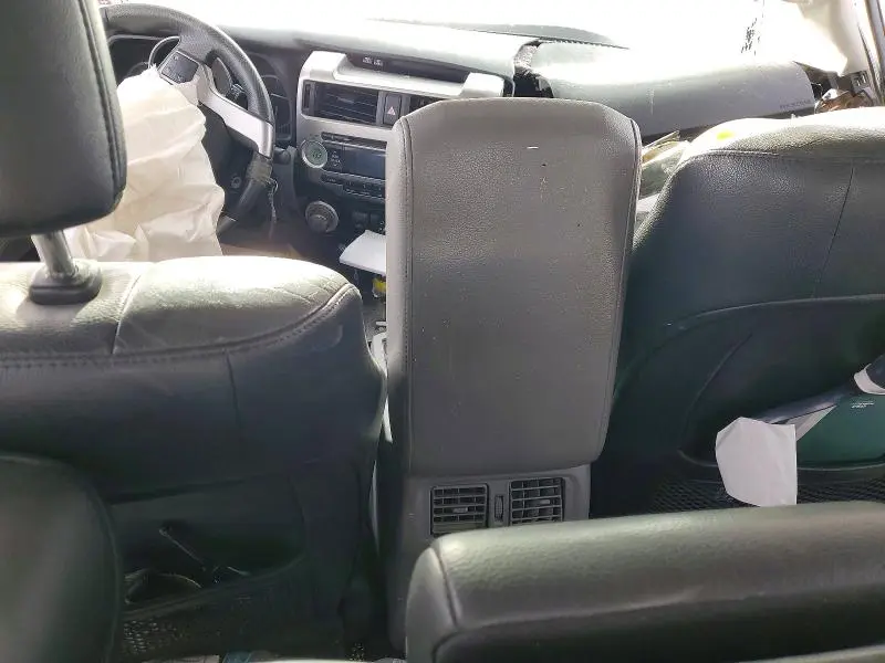 2010 TOYOTA 4RUNNER SR5  