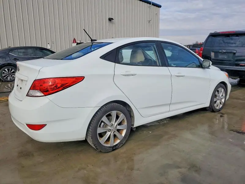 2014 HYUNDAI ACCENT GLS  