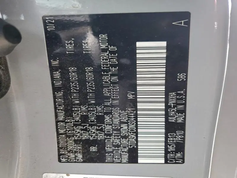 2022 TOYOTA SIENNA WOODLAND EDITION  