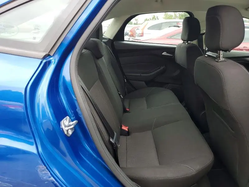 2018 FORD FOCUS SE  