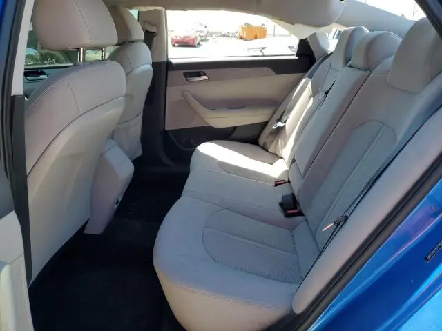 2019 HYUNDAI SONATA SE  