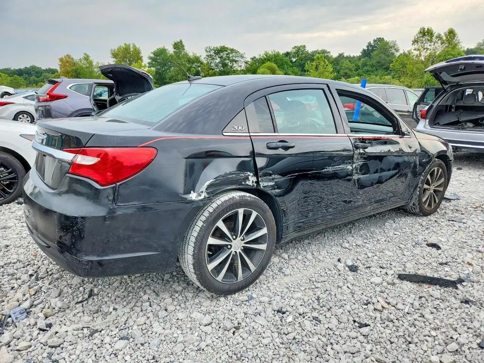 2013 CHRYSLER 200 LIMITED  