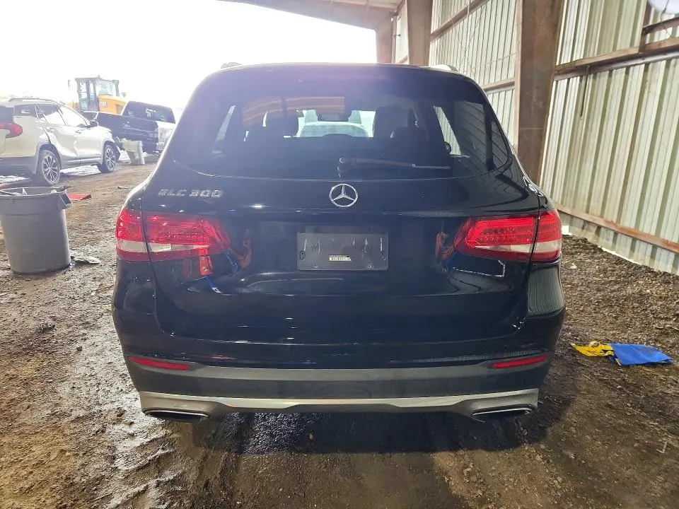 2016 MERCEDES-BENZ GLC 300  