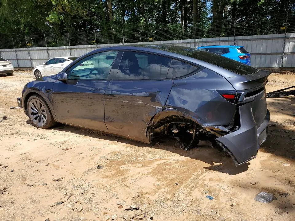 2026 TESLA MODEL Y   