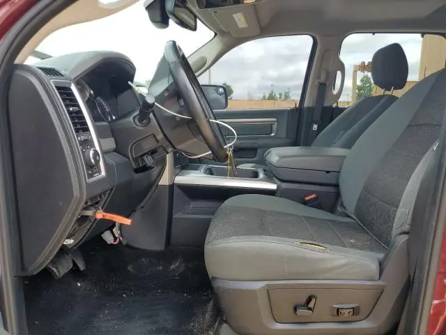 2016 RAM 1500 SLT  