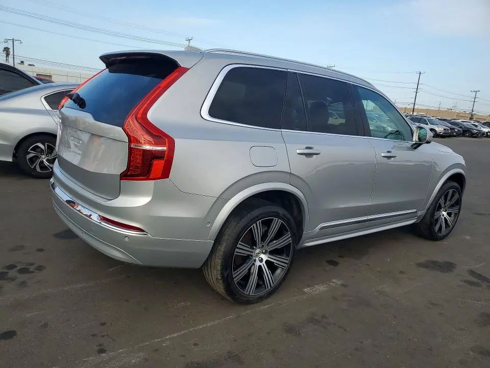 2024 VOLVO XC90 PLUS  