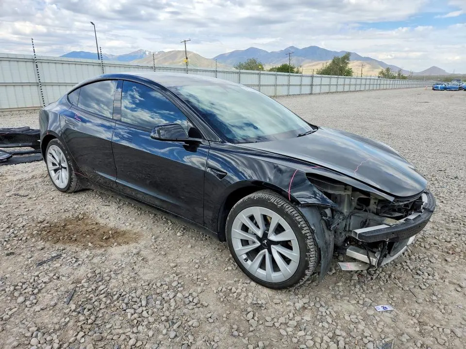 2021 TESLA MODEL 3   