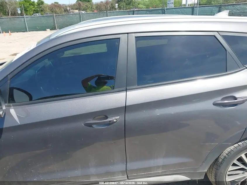 2020 HYUNDAI TUCSON SEL