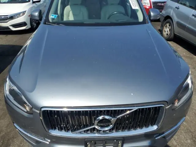 2016 VOLVO XC90 T6  