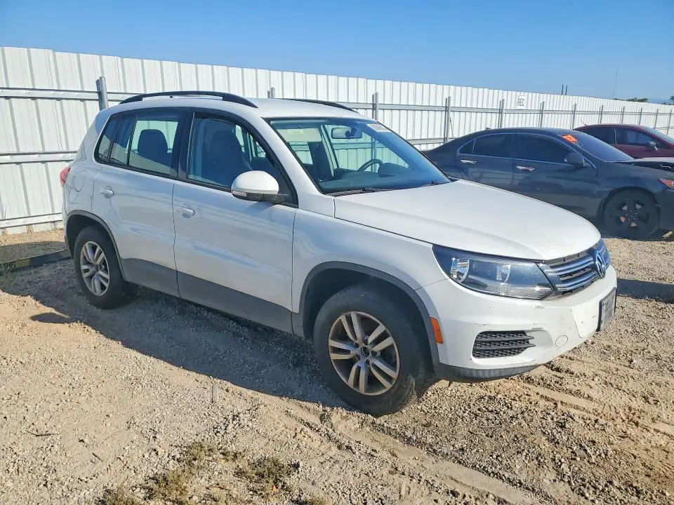 2015 VOLKSWAGEN TIGUAN S  