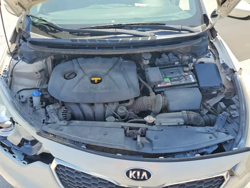 2015 KIA FORTE LX  
