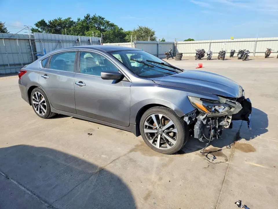 2017 NISSAN ALTIMA 2.5 SR  