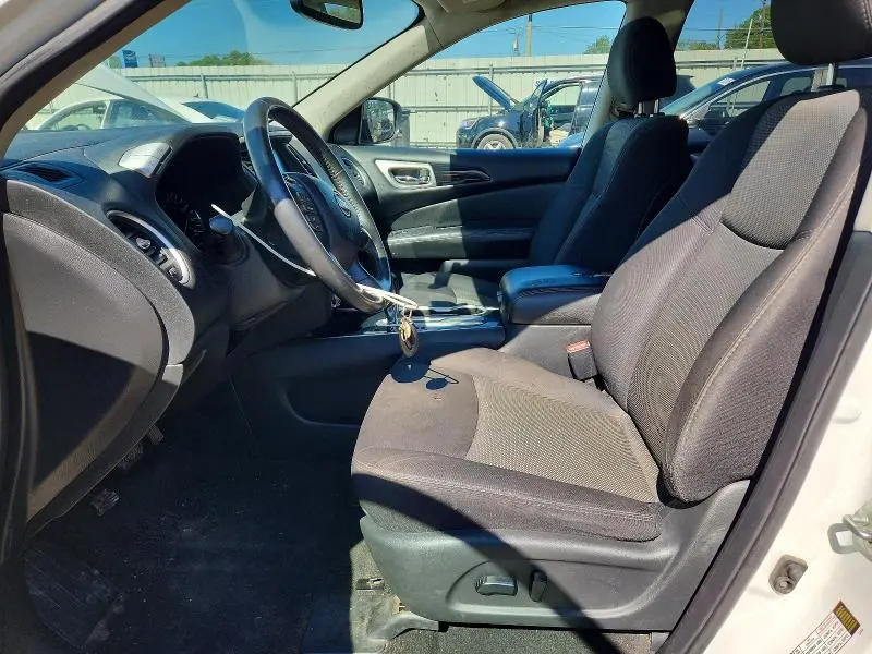 2019 NISSAN PATHFINDER SV  