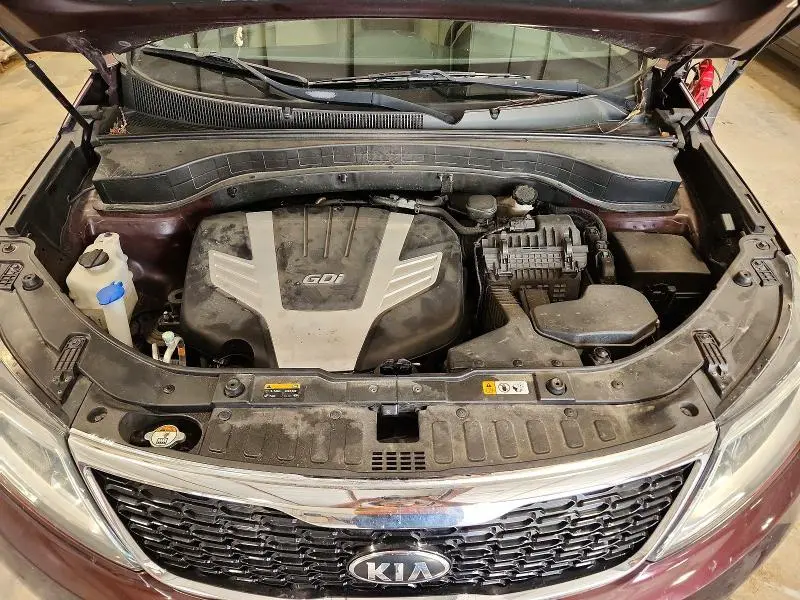 2015 KIA SORENTO LX  