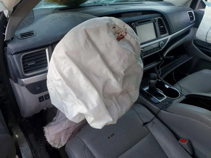 2018 TOYOTA HIGHLANDER HYBRID LIMITED  