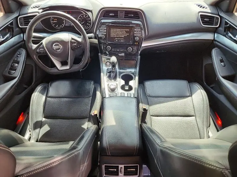 2021 NISSAN MAXIMA SV  