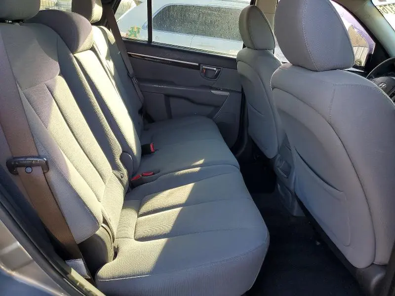 2012 HYUNDAI SANTA FE GLS  