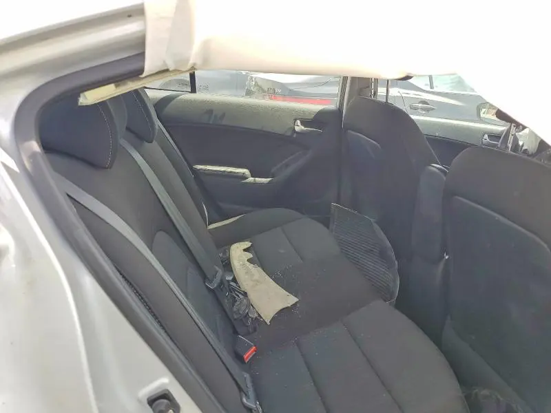 2016 KIA FORTE LX  