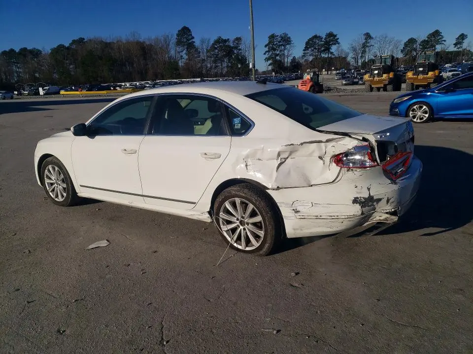 2013 VOLKSWAGEN PASSAT SEL  