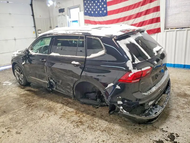 2022 VOLKSWAGEN TIGUAN SEL R-LINE  