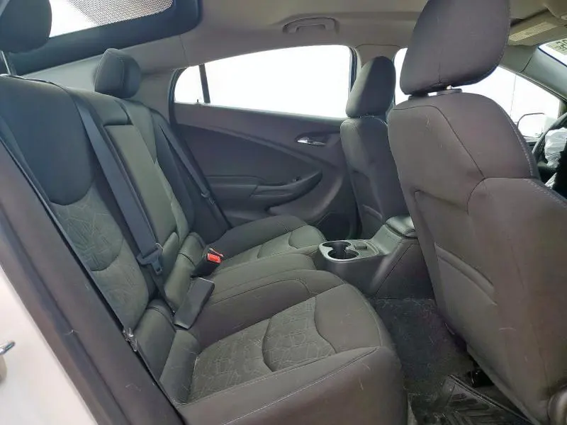 2018 CHEVROLET VOLT LT  