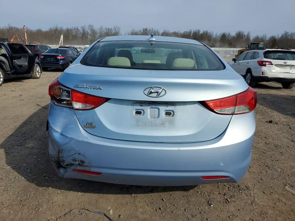 2011 HYUNDAI ELANTRA GLS  