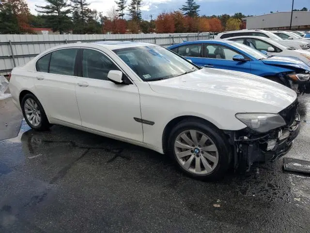2011 BMW 750 XI  