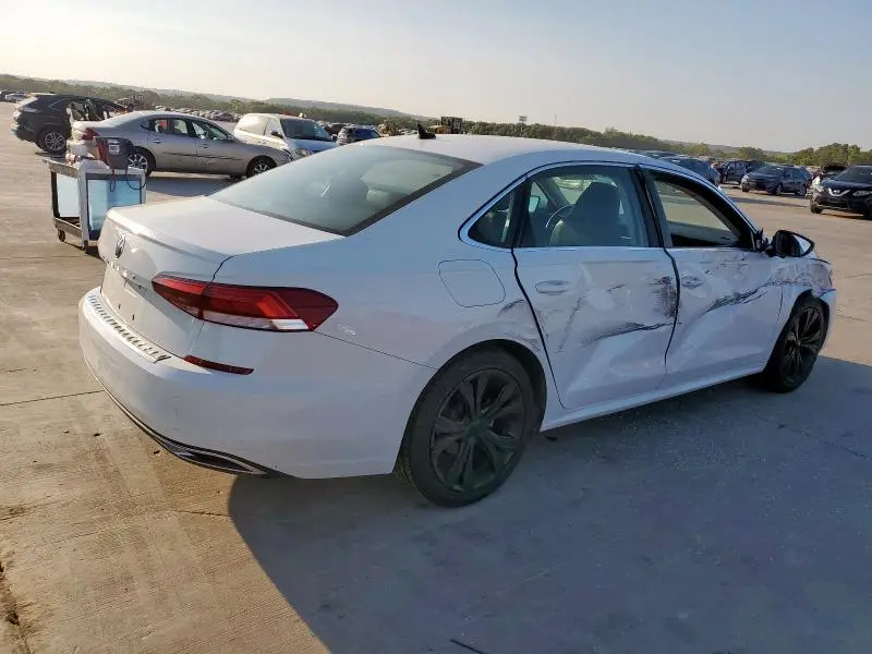 2022 VOLKSWAGEN PASSAT SE  