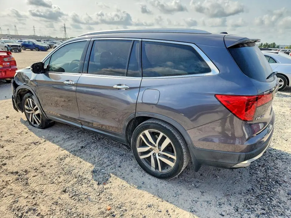 2016 HONDA PILOT TOURING  