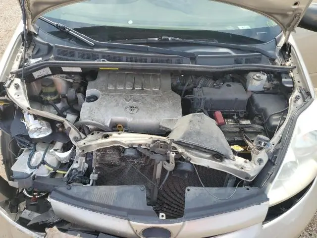 2010 TOYOTA SIENNA CE  