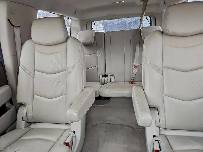 2016 CADILLAC ESCALADE ESV LUXURY  