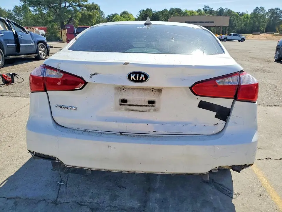 2014 KIA FORTE LX  