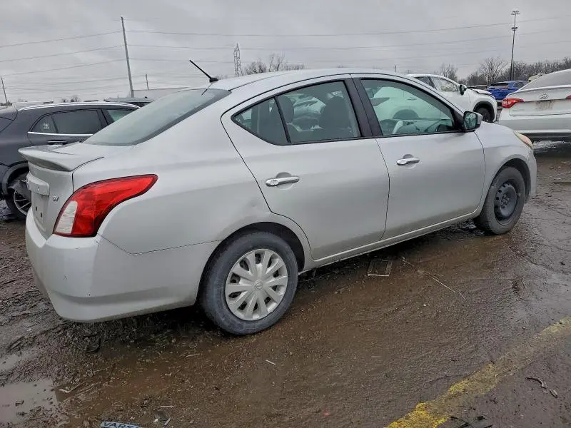 2018 NISSAN VERSA S  