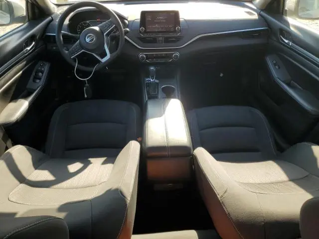2022 NISSAN ALTIMA SV  