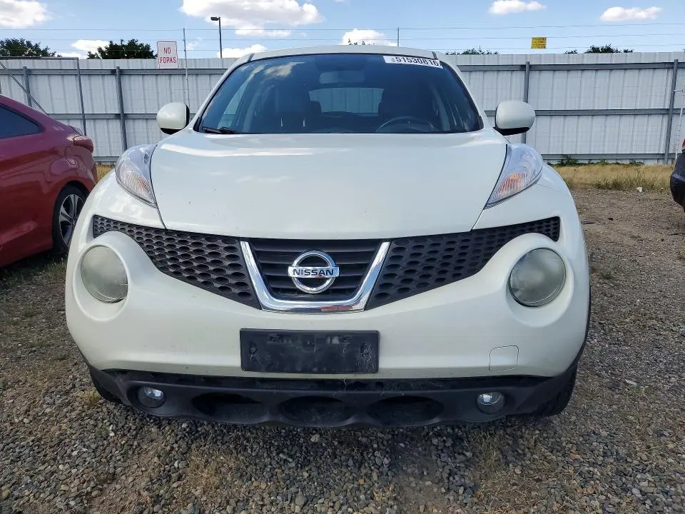 2011 NISSAN JUKE S  