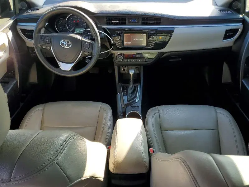 2015 TOYOTA COROLLA LE PLUS  