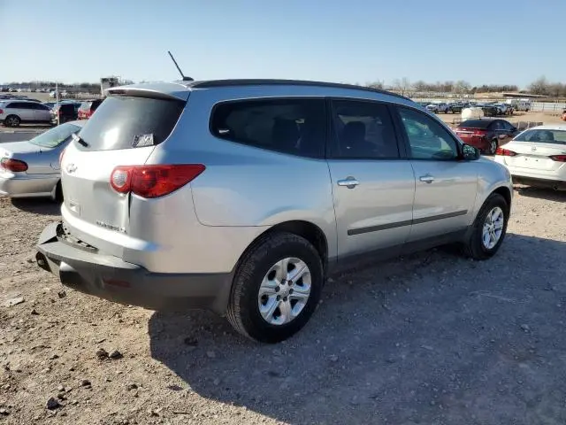 2012 CHEVROLET TRAVERSE LS  