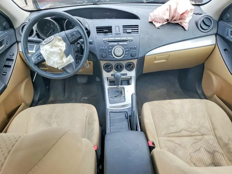 2010 MAZDA 3 I  