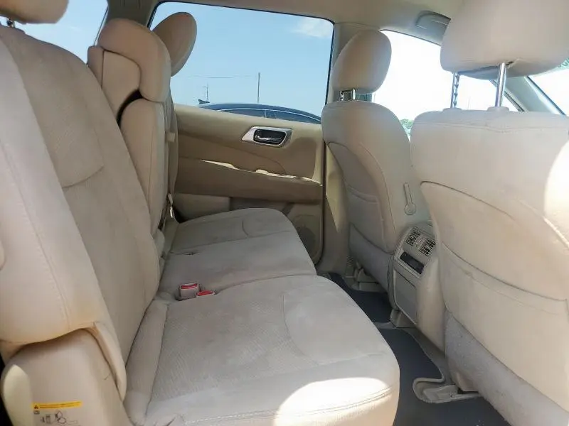 2014 NISSAN PATHFINDER S  