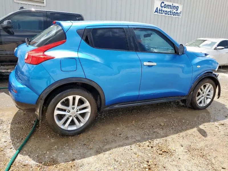 2011 NISSAN JUKE S