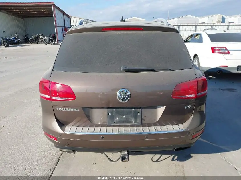 2013 VOLKSWAGEN TOUAREG VR6 SPORT