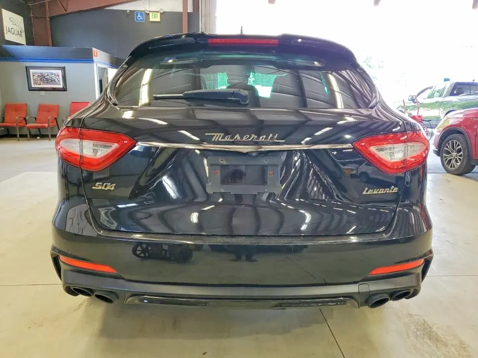 2019 MASERATI LEVANTE S SPORT  